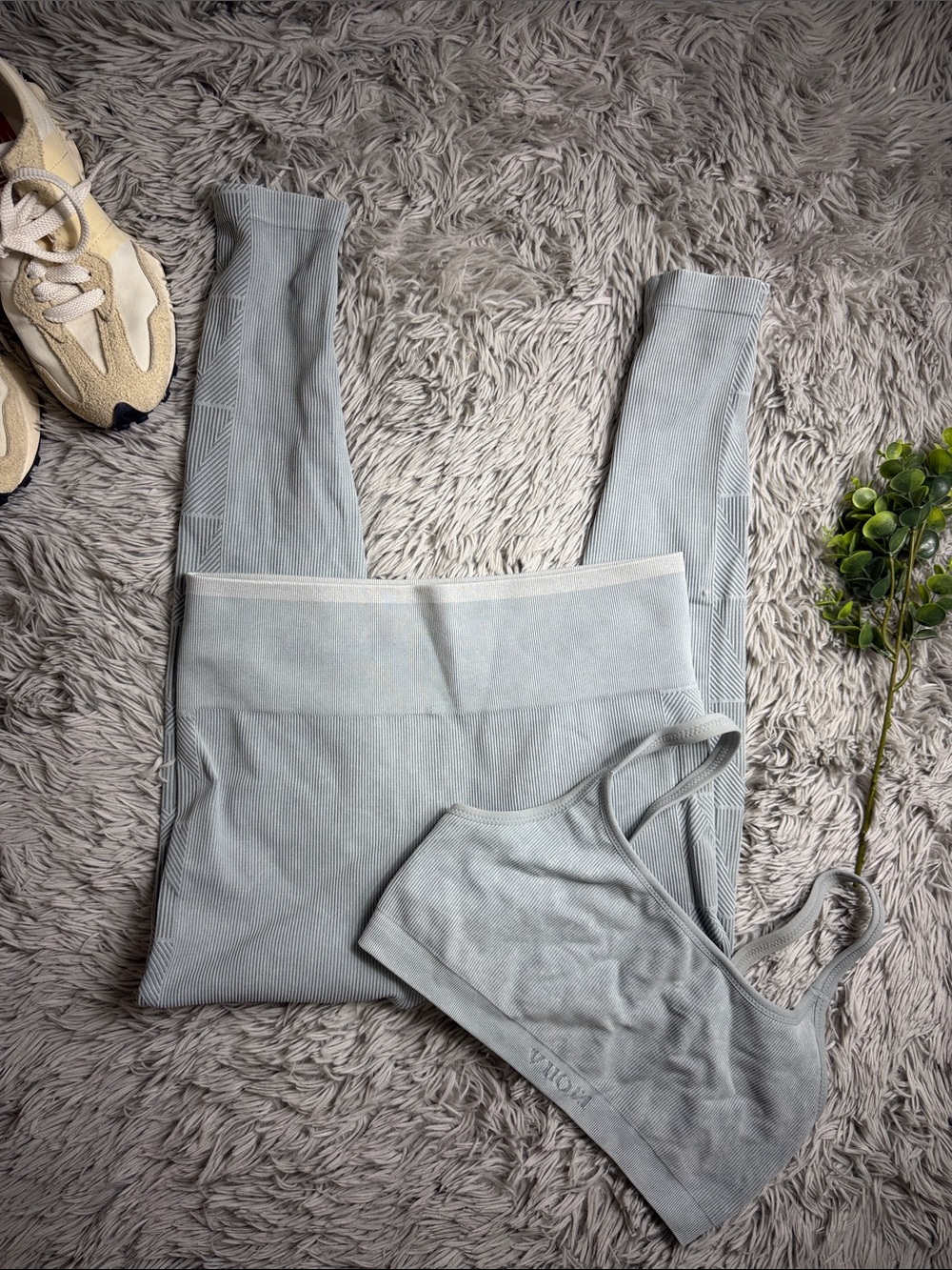 Vuori The Rise The Shine ribbed seamless leggings and matching sports bra s/m - Picture 2 of 9